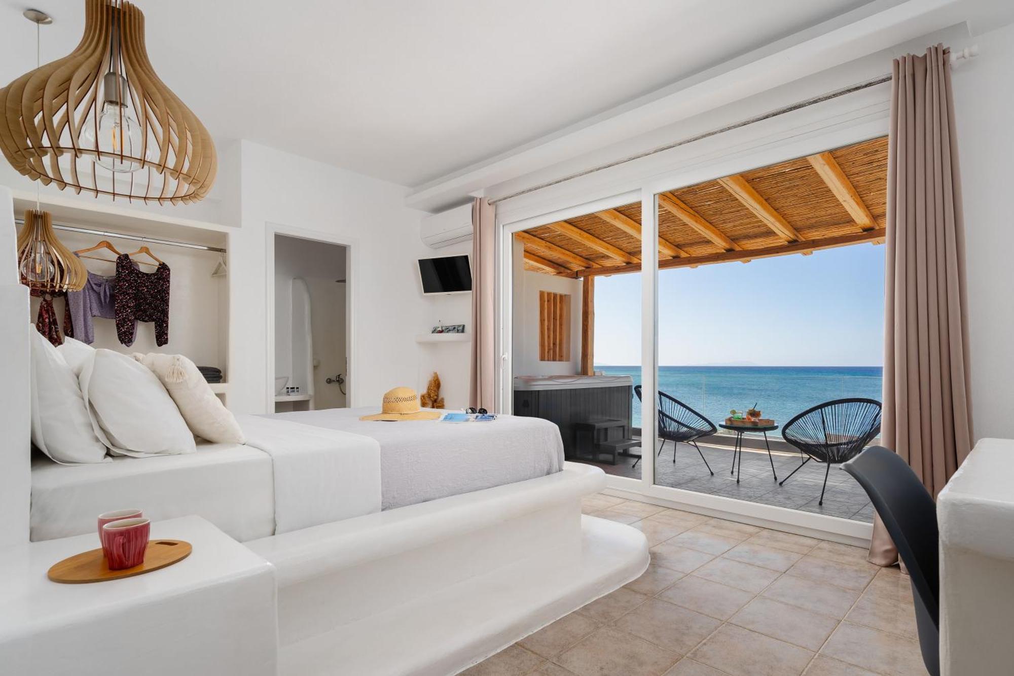 Manios Suites Agia Anna  Eksteriør billede