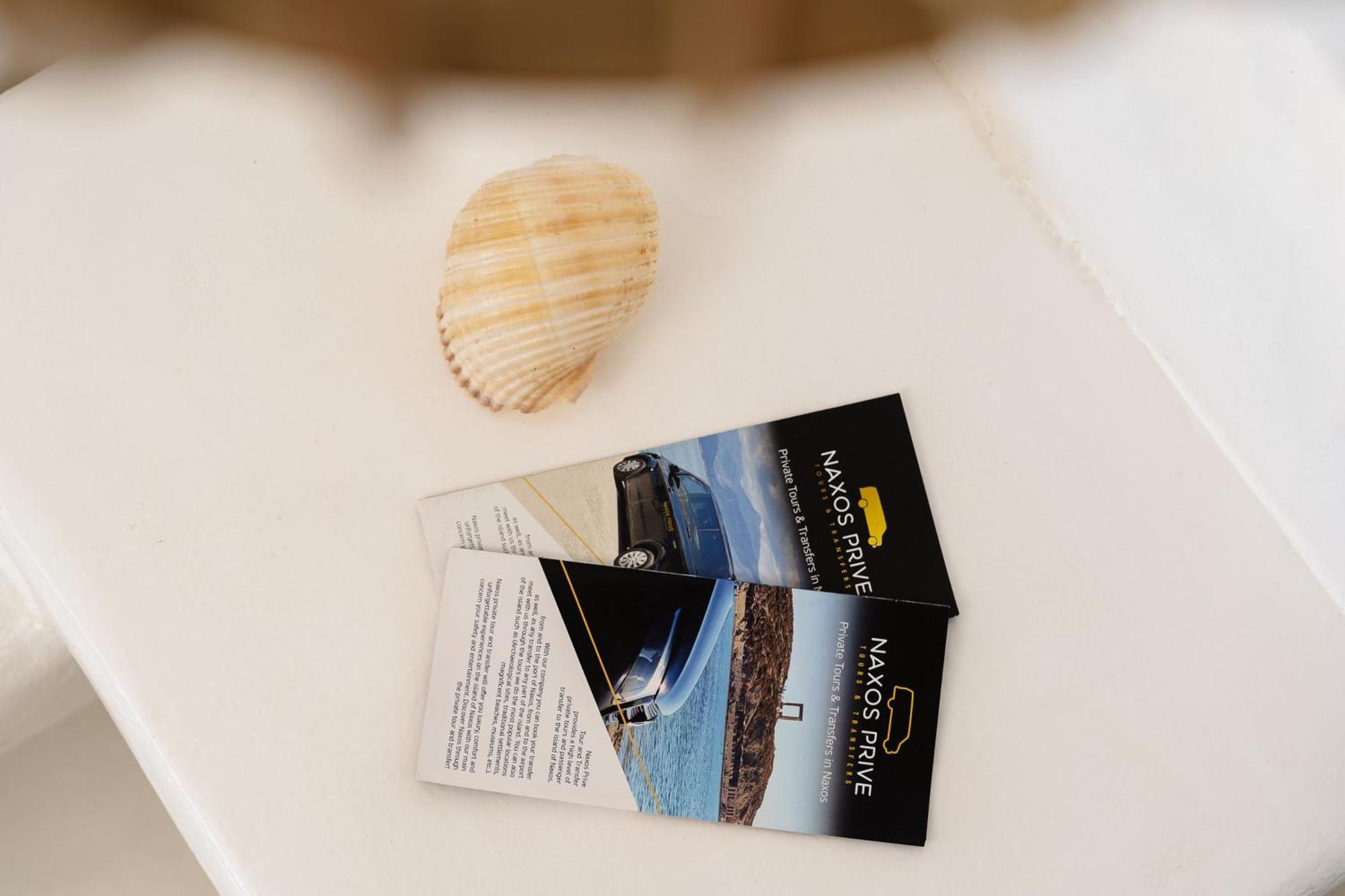 Manios Suites Agia Anna  Eksteriør billede